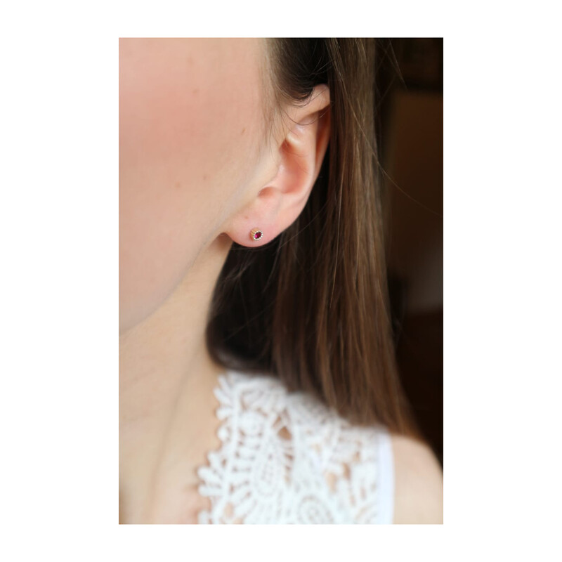 Zlaté náušnice s červeným zirkonem v bead rámečku/pecky NB NK236 RB BEADS ryzost 375
