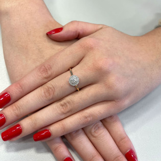 Zlatý zásnubní prsten Metropolis s diamanty | iSezam.cz