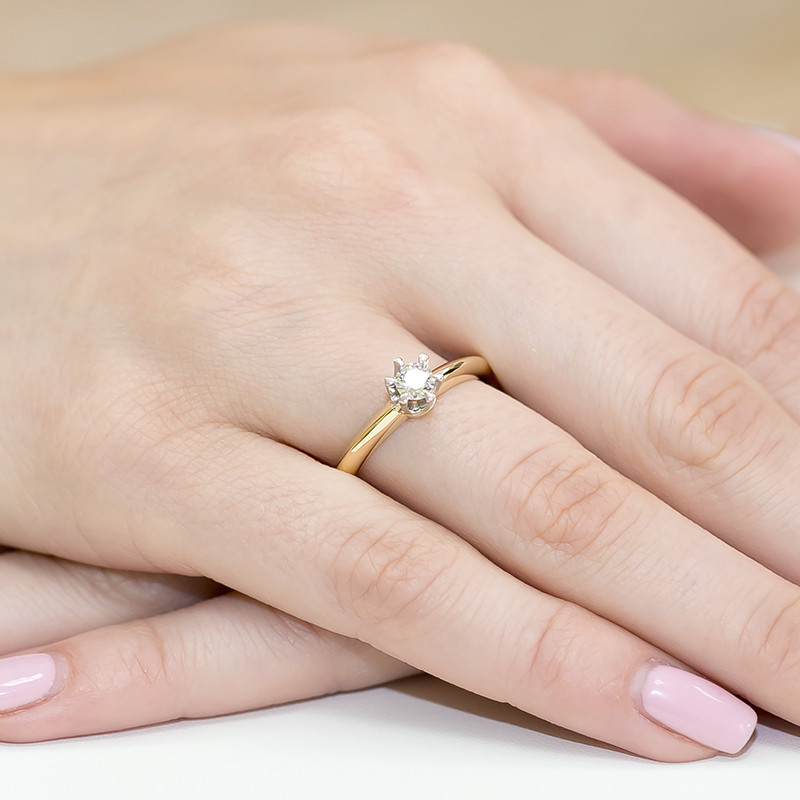 Zásnubní prsten s diamantem Royal au. 585 - iSezam.cz