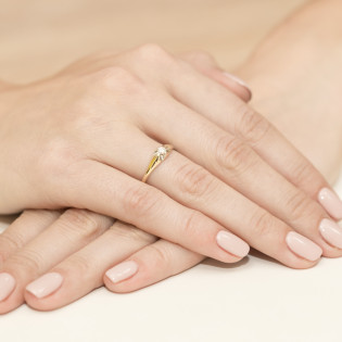 Zásnubní prsten s diamantem UNICO ryzost 585 - iSezam.cz