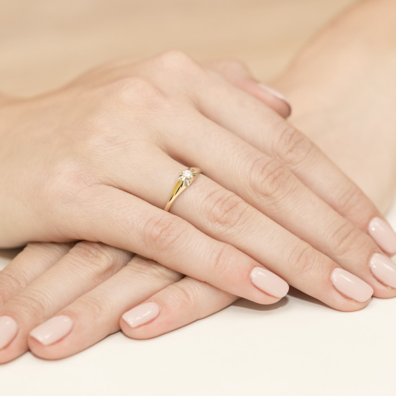 Zásnubní prsten s diamantem UNICO ryzost 585 - iSezam.cz