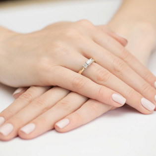 Zásnubní prsten s diamanty Au 585 NOBLE - iSezam.cz