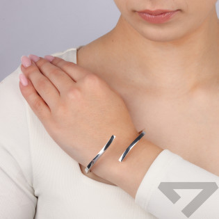 Stříbrný Bangle Náramek Čtvercový ryzost 925 | iSezam.cz