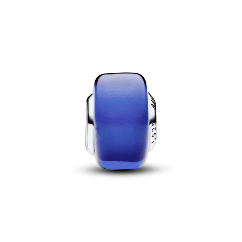 Mały charms Pandora z niebieskiego szkła Murano 793105C00
