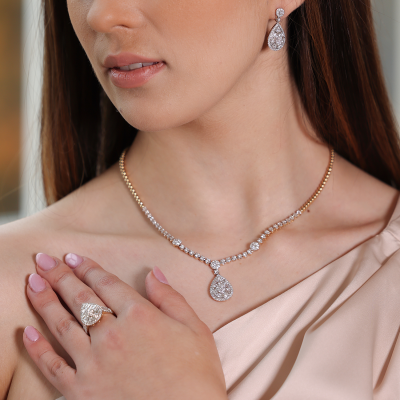 Zlaté náušnice s diamanty 2,08 ct | iSezam.cz