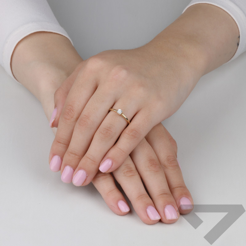 Zásnubní prsten AMADO s bílým diamantem LC RR845 ryzost 585