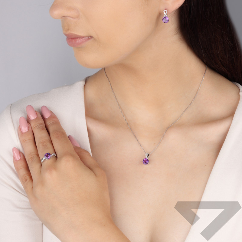 Stříbrné náušnice s ametystem a laboratorními diamanty/ang.zap. AT CVD-3441-E-AM ryzost 925