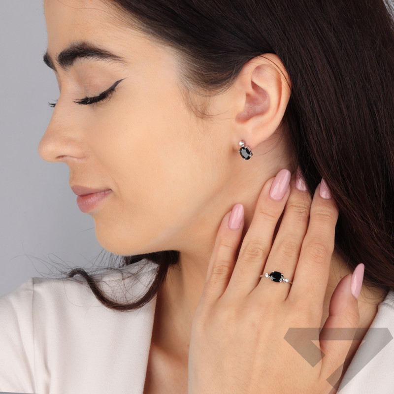 Stříbrné náušnice s onyxem a laboratorním diamantem/pecky AT CVD-3338-E-OX ryzost 925