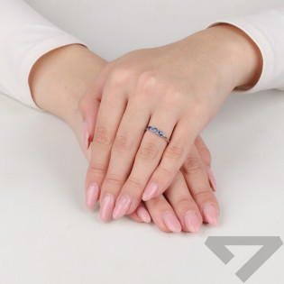 Stříbrný prsten se safíry - Elegantní iSezam.cz