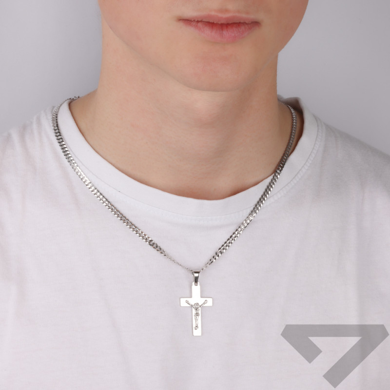 Stříbrný křížek s Pánem Ježíšem