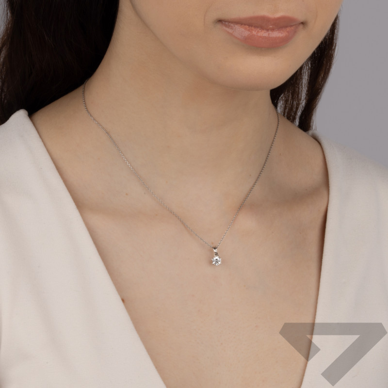 Přívěsek z bílého zlata se zirkonem ryzost 585