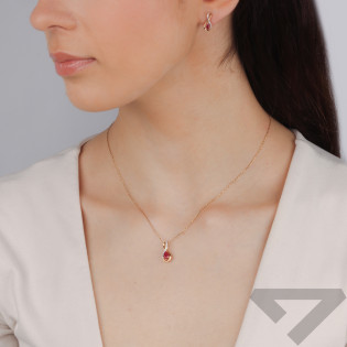 Zlatý přívěsek s rubínem a diamanty ryzost 585 | iSezam.cz