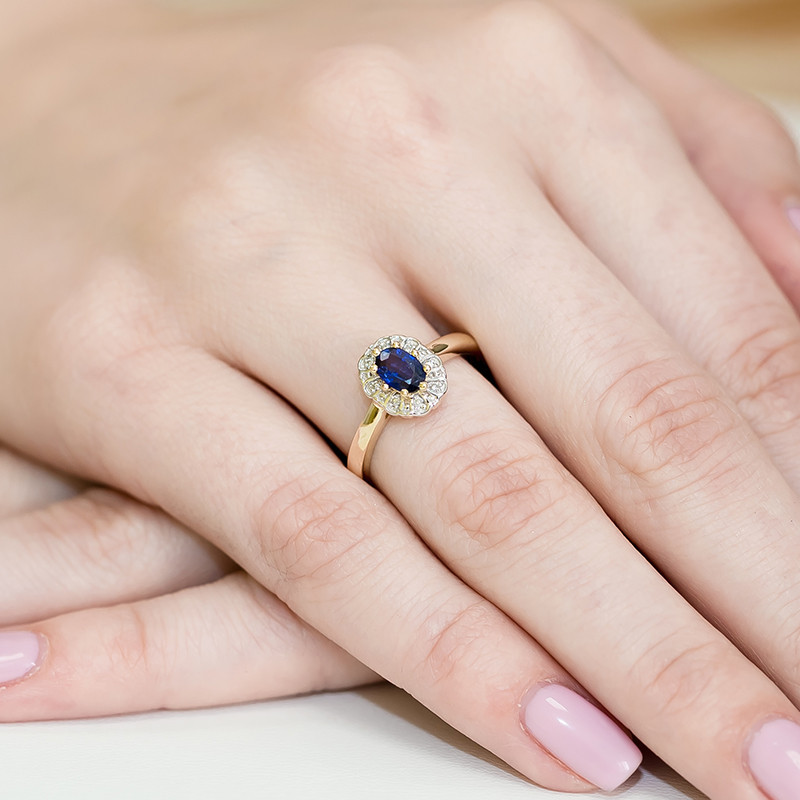 Zlatý prsten se safírem a diamanty BE W-304 SA ovál Markíza ryzost 585