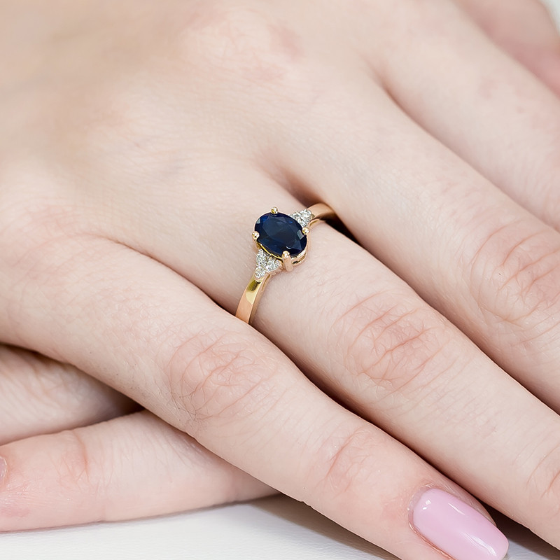 Zlatý prsten se safírem a diamanty BE W-308 SA ryzost 585