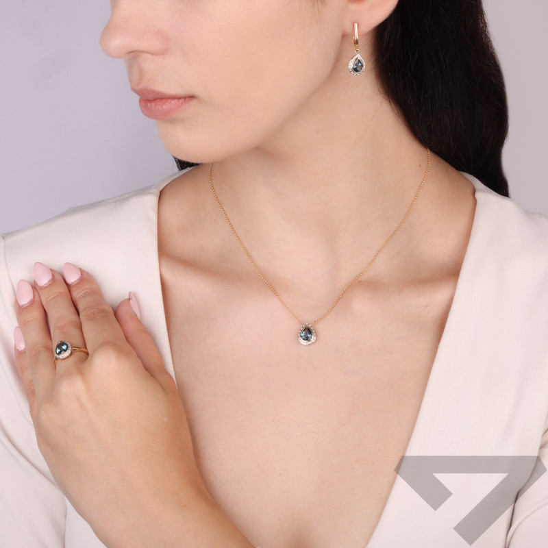 Zlaté náušnice s diamanty a topazem Blue London | iSezam.cz