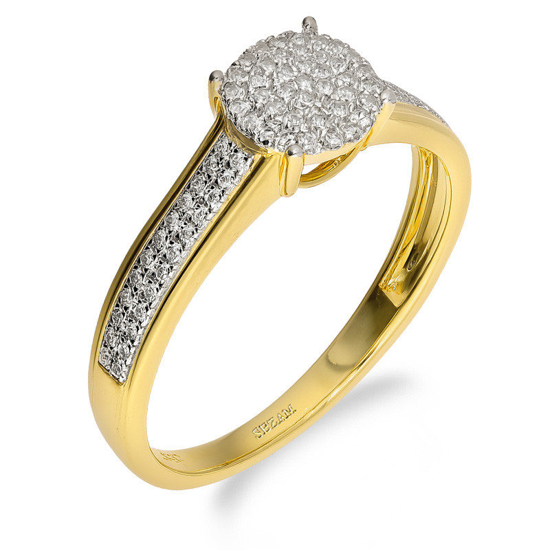 Objevte nádherný zásnubní prsten z bílých diamantů a zirkonů ve ryzosti 585. Spojení klasiky a elegance pro váš výjimečný okamži