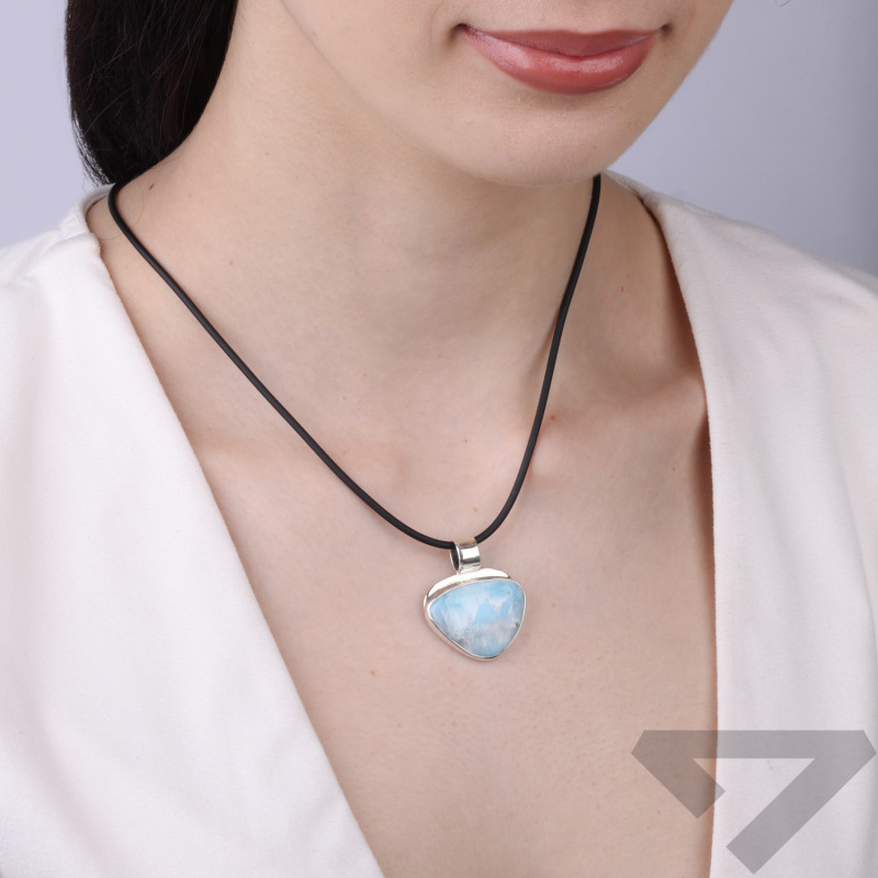 Stříbrný přívěsek larimar Dominikána