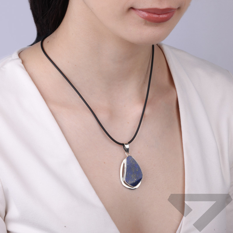 Přívěsek z Lapis Lazuli Afghánistán