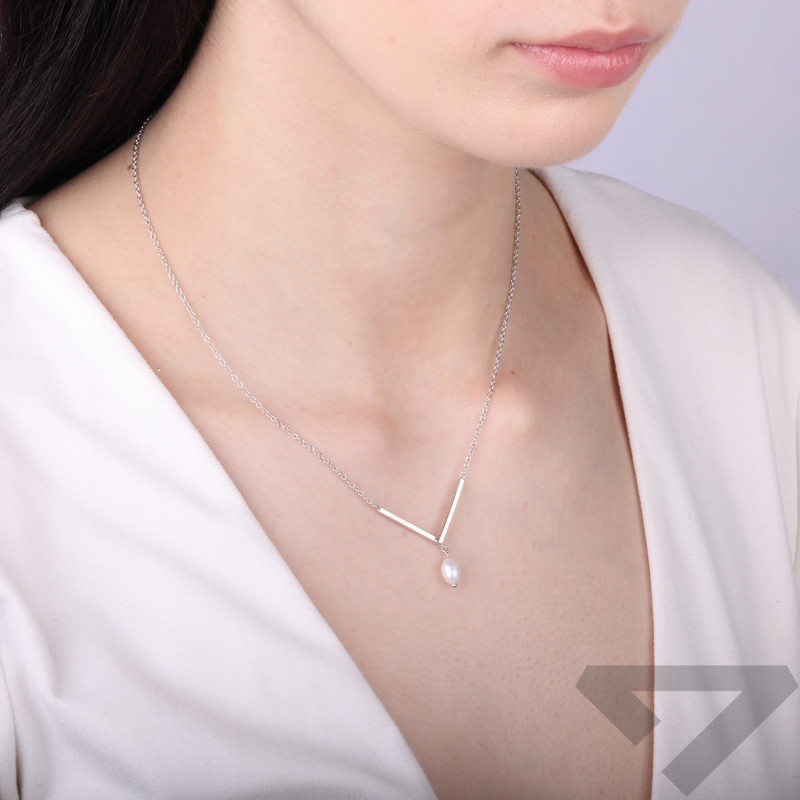 Stříbrný náhrdelník s perlou, ryzost 925