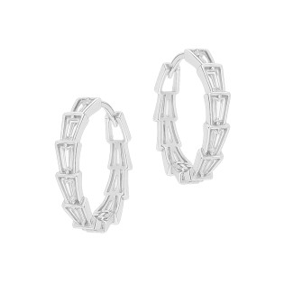 Elegantní stříbrné kruhové náušnice (18 mm) se zirkony s lichoběžníkovým brusem. Ideální dárek pro každou ženu. Zapestujte se do