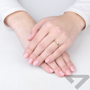 Zásnubní prsten Amor s diamanty | Ryzost 585 | iSezam.cz