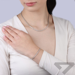 Stříbrný náhrdelník Calca se zirkony | iSezam.cz