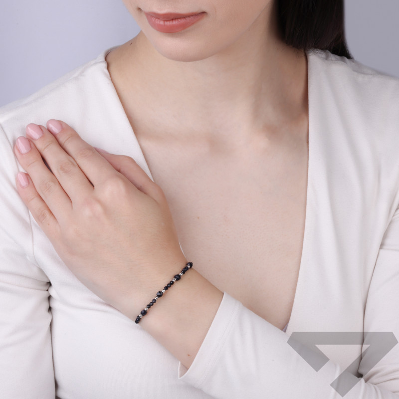 Náramek z provázku s kamenem Noc Káhiry, stříbrné prvky ryzosti 925