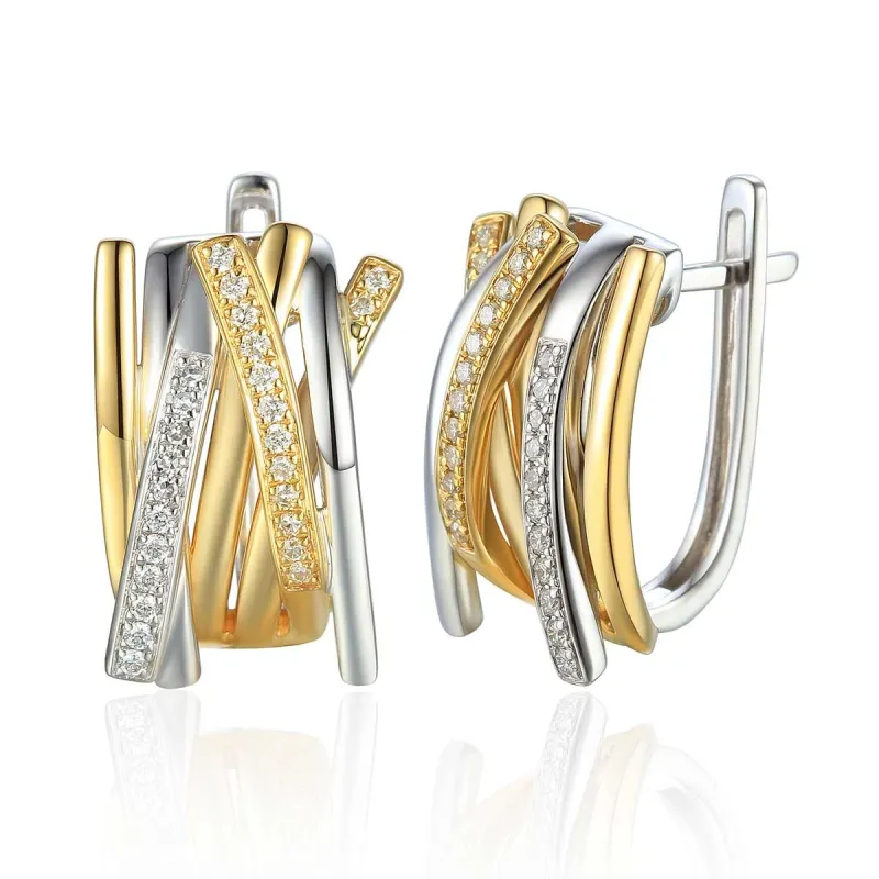 Objevte luxusní Dubajské náušnice ze zlata 585 s diamanty 0,22 ct. Moderní design, anglické zapínání. Ideální dárek. Zlatnictví 
