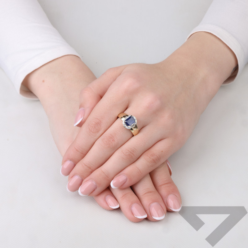 Zlatý prsten s diamanty 0,16 ct a safírem 1,45 ct, zlato 585