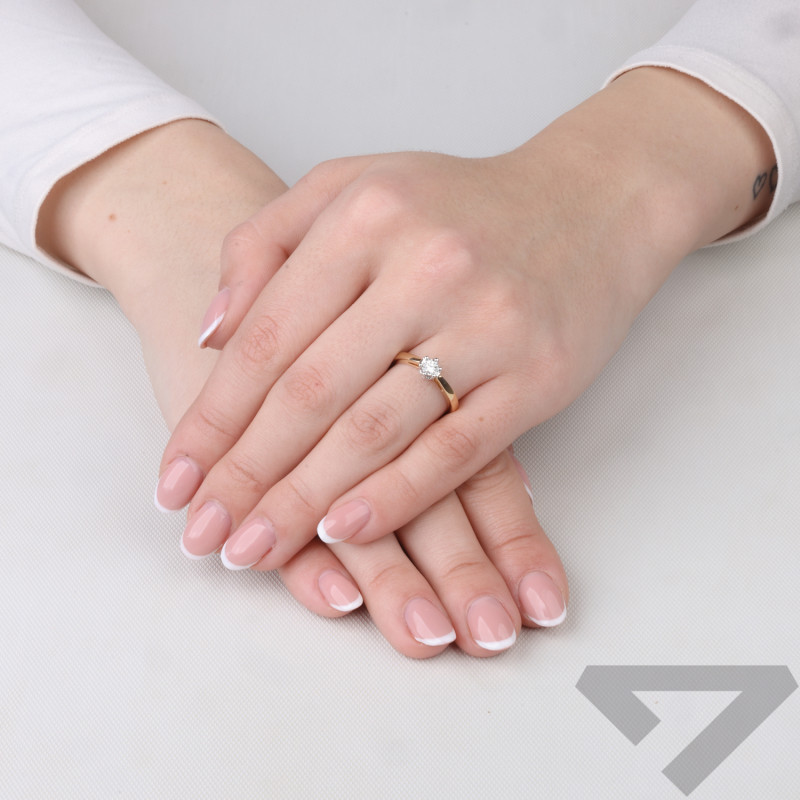 Zásnubní prsten Royal s diamantem 0,15 ct, zlato 585