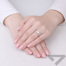 Elegantní zlatý prsten Soliter bis 585 s laboratorními diamanty 1,17 ct. Ideální jako zásnubní prsten. Certifikovaná kvalita. Ob