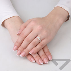 Zlatý zásnubní prsten Soliter s diamanty 1,03 ct | iSezam.cz