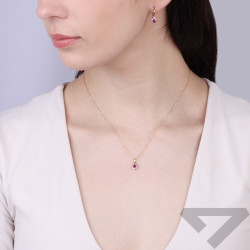 Náušnice s diamanty 0,02 ct a rubínem kapka 0,47