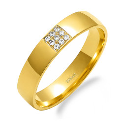 Objevte elegantní zlatý snubní prsten o šířce 5 mm s diamanty (0,09 ct) v obchodě Jubiler Sezam. Ryzost 585, leštěný povrch. Gra