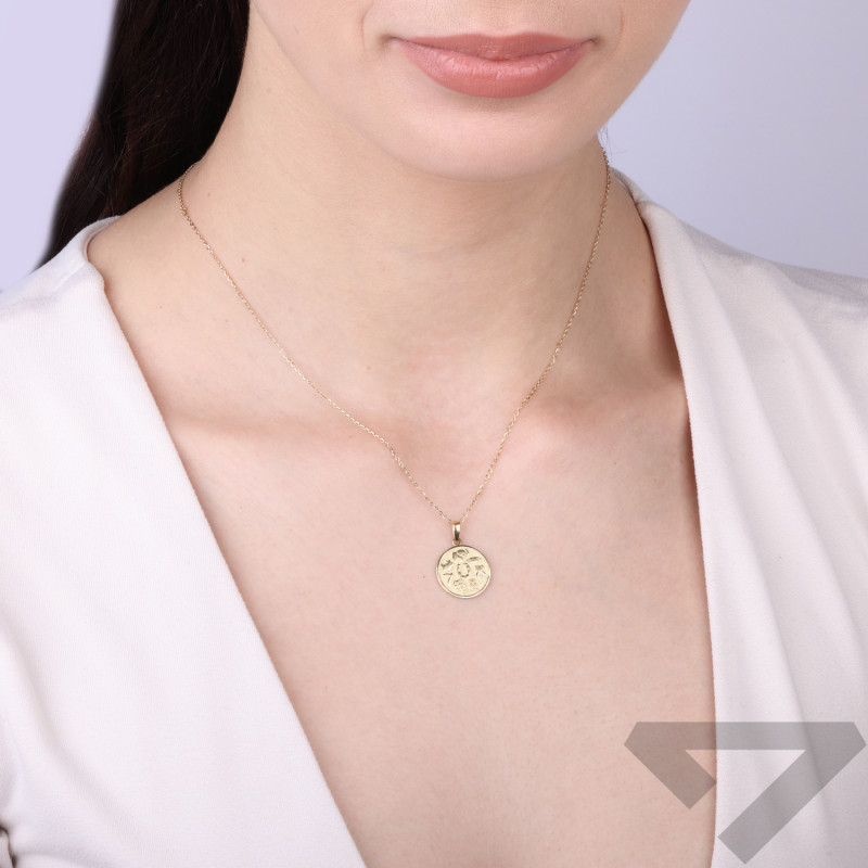 Zlatý přívěsek kulatý amulet štěstí ze zlata 375